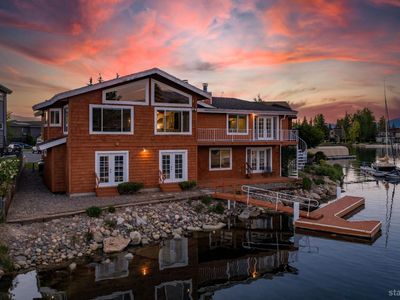 2067 Aloha Dr