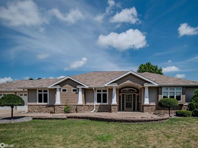 322 Nature Ct