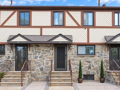 23 Dreyer Ave