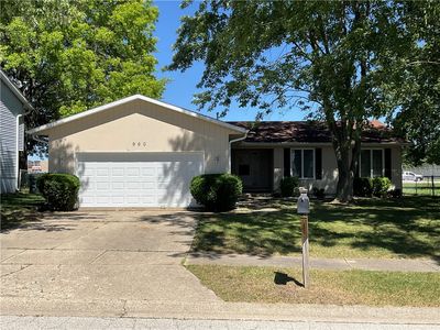 960 S Hancock Dr