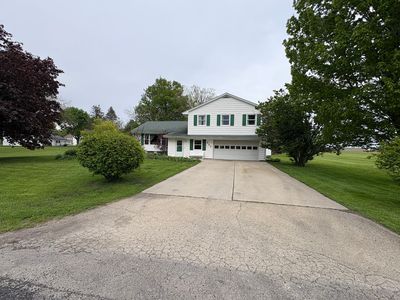 320 S Main St