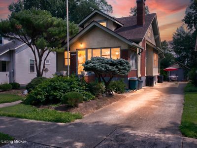 2360 Hawthorne Ave