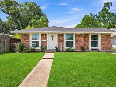 Property at 141 Helen Dr, Avondale, LA