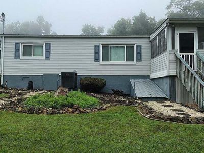 1233 Summit Point Dr