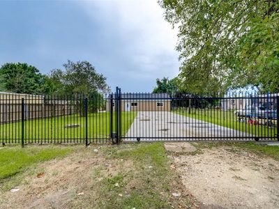3918 Cedar Hill Ln