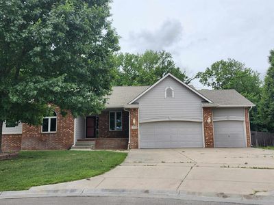 Property at 2211 S Glenhurst Ct, Andover, KS