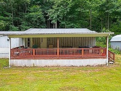 501 Left Fork Moore Creek Rd