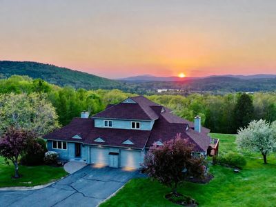 19 North Peak Village Road