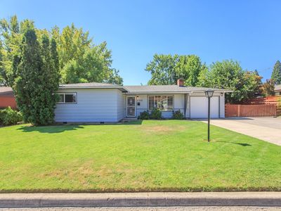 Property at 110 Windsor Way, Central Pt, OR