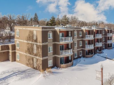 1320 Washington Ave Unit 101