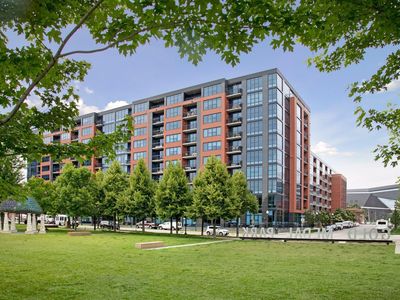 215 10th Ave S Unit 211