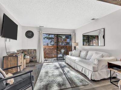 1901 Clear Creek Drive #E102