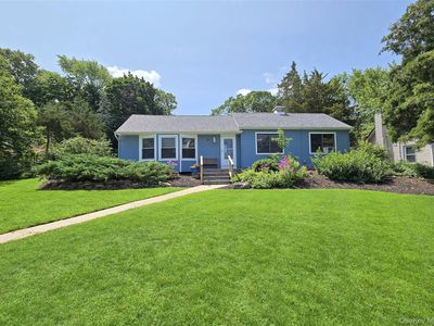46 Peconic Street