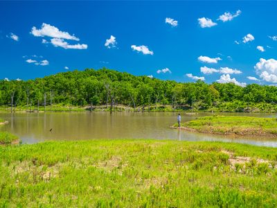 2502 N 386th Rd