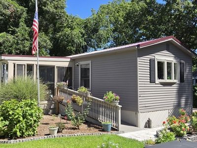 126 Doolittle Ln