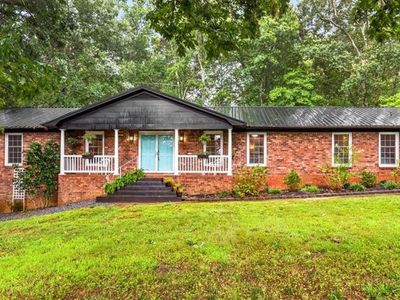 681 Foxcroft Dr