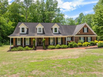 208 Cedar Dale Dr