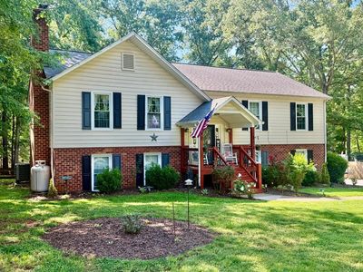 Property at 210 Woodville Dr, Forest, VA