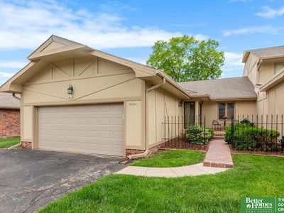 6024 Oakcrest Plz #13