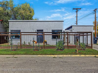315 E 6th St