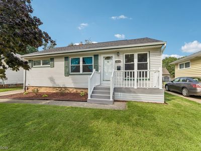 Property at 24018 Knickerbocker Rd, Bay Village, OH