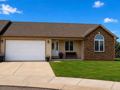 12 Stoney Creek Dr