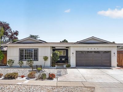 3286 Desertwood Ln