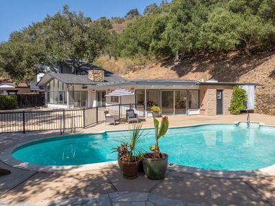 160 E Carmel Valley Rd