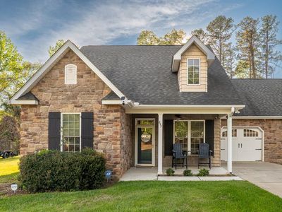 897 Old Rock Rd