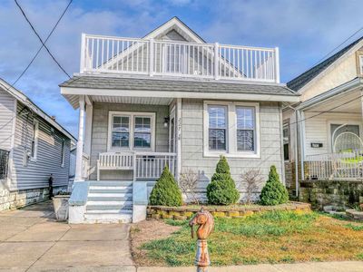 Property at 227 N Somerset Ave, Ventnor, NJ