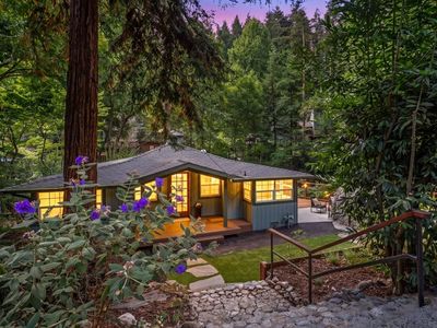 619 Redwood Dr