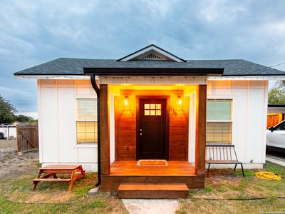 Property at 616 Anona, Karnes City, TX