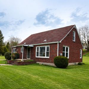 32 Hamburg Rd
