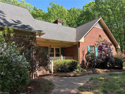 421 Inwood Rd