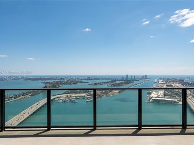 1000 Biscayne Blvd #5801