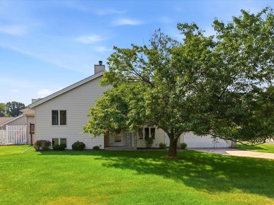 Property at 5758 Heather Ridge Dr, Shoreview, MN