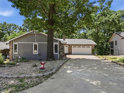 Property at 8 Cromer Dr, Bella Vista, AR