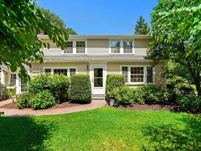84 Pleasant St