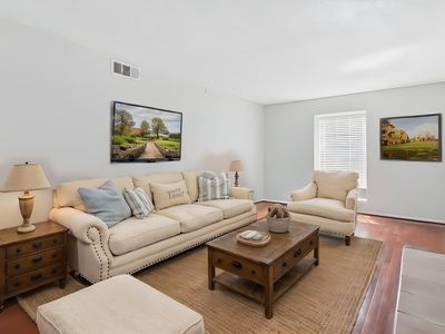 5232 Fleetwood Oaks Ave APT 216