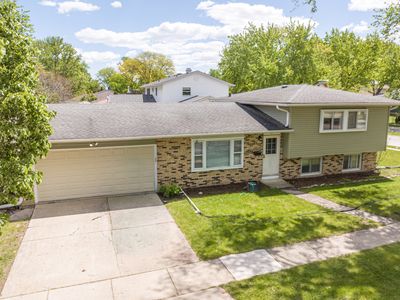 425 Lisa Ln