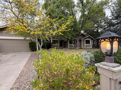 220 Lemming Dr