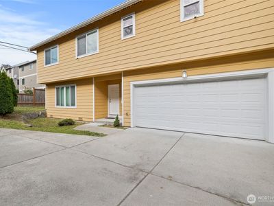 3128 Broadway Avenue #C