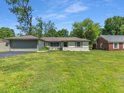 1712 Oakwood Dr