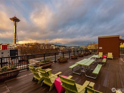 425 Vine Street #709