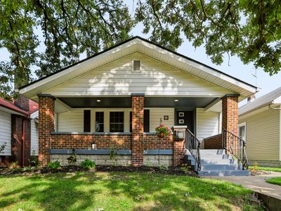 811 Wallace Ave