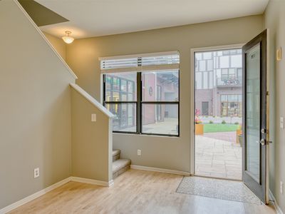 400 E Locust St Unit 101