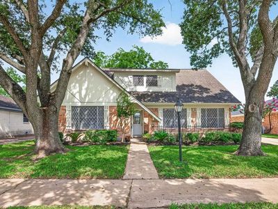 12314 Shaftsbury Dr