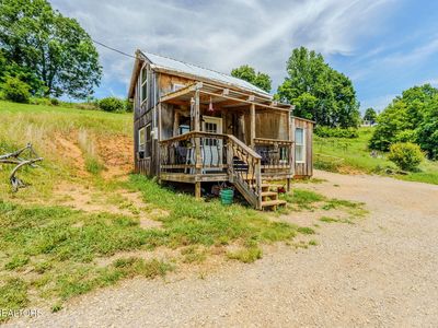 1563 Raven Hill Rd