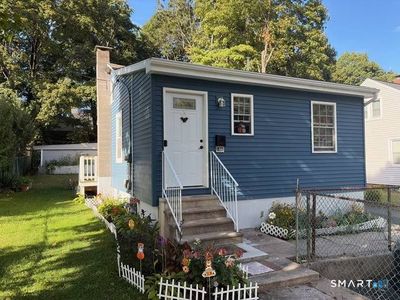 196 Frederick Street