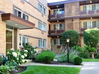 1933 Harrison St APT 3B